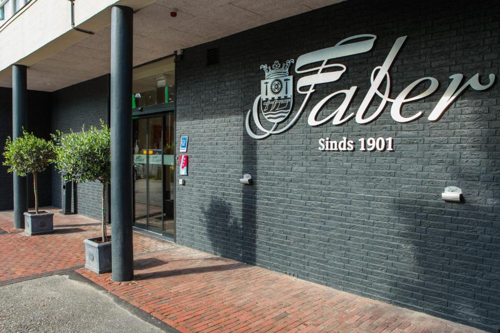 Hotel Faber Hoogezand Esterno foto